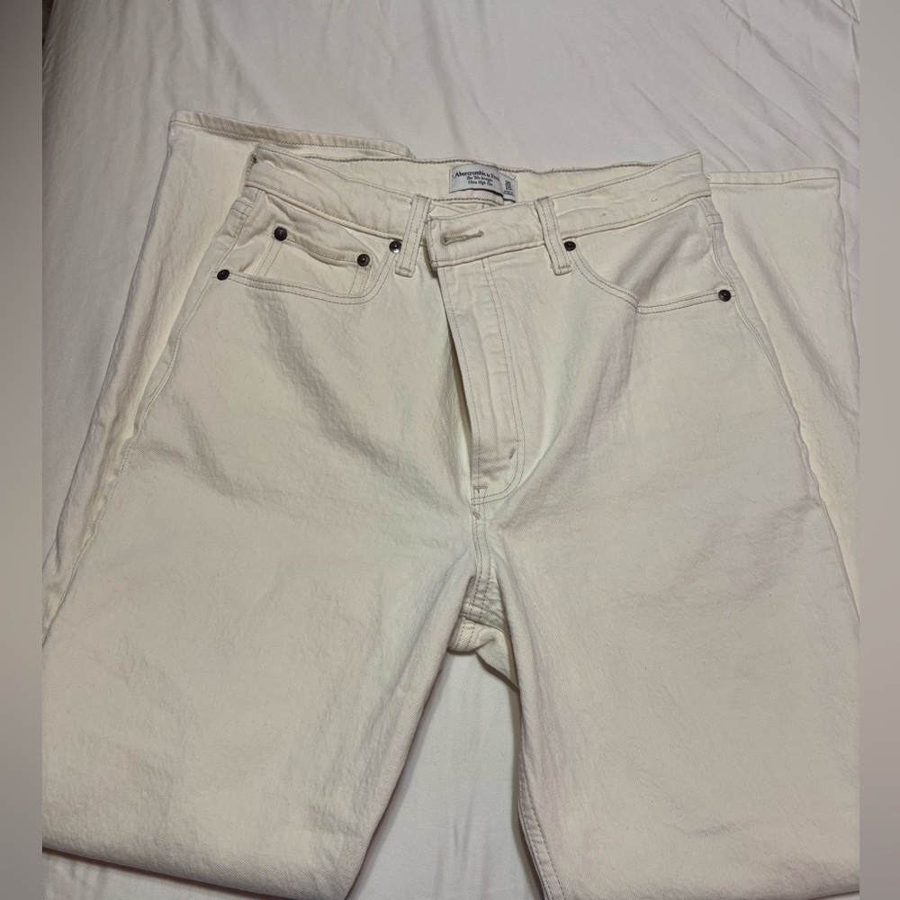 abercrombie and fitch cream jeans